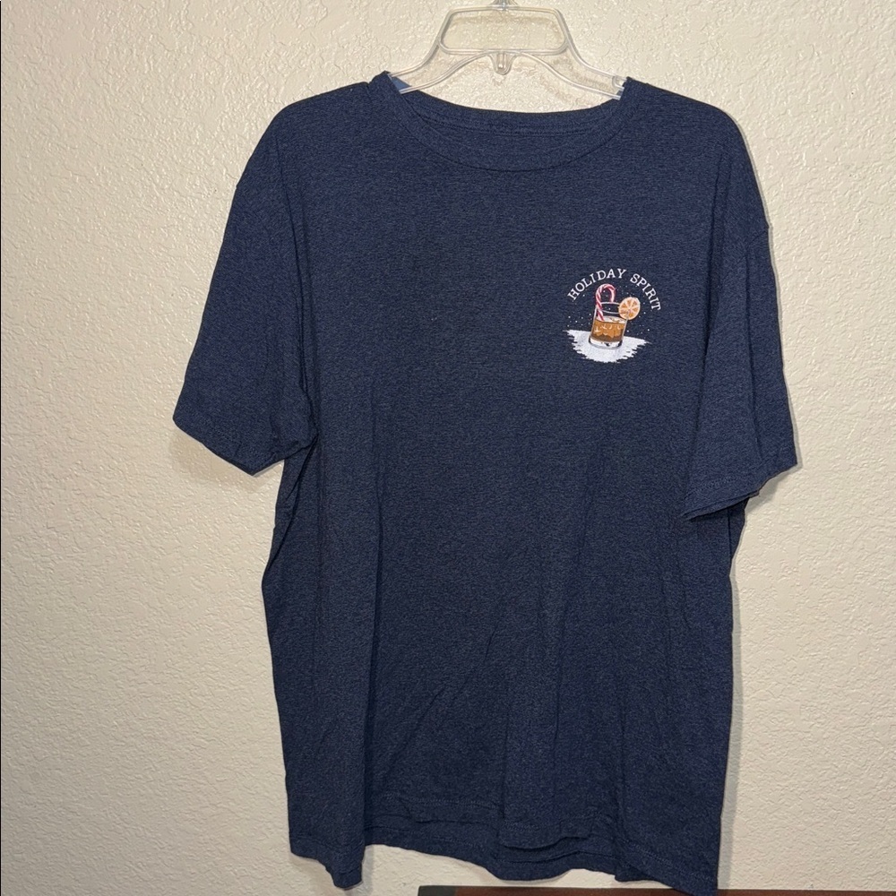 Crown & Ivy Holiday Graphic Tee Large Navy Christmas Winter Shirt